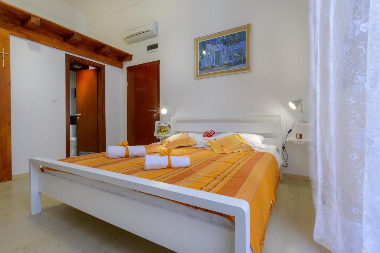 Apartment Klara ดูบรอฟนิก ภายนอก รูปภาพ