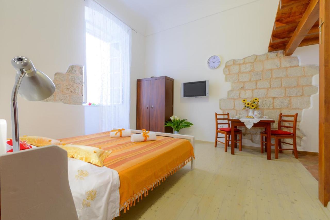 Apartment Klara ดูบรอฟนิก ภายนอก รูปภาพ